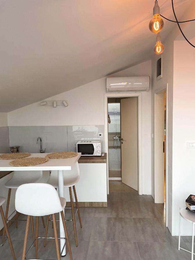 Apartment Seagreen Retreat Peruški Eksteriør bilde